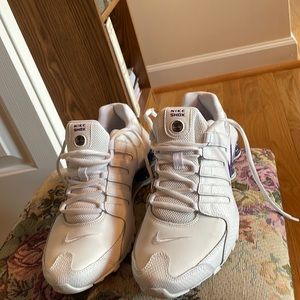 Nike Shox Womens running shoe.  Size 8.5 but will New no box. White and purple